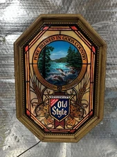 Vintage Heileman’s Old Style Beer Waterfall River Motion Bar Light Sign