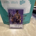 Fleer SkyBox 1999-00 Autographics J.R. Reid Los Angeles Lakers Autographed