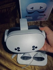 Meta Quest 3S 128GB Standalone All-in-One VR Headset