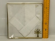 Vintage Hankies Handkerchief Mouchoir Zakdoek Religious Baptism 