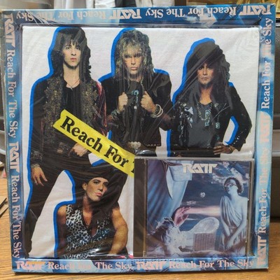 RATT Reach For The Sky Japan commemorative edition W/T-shirt Out of print CD