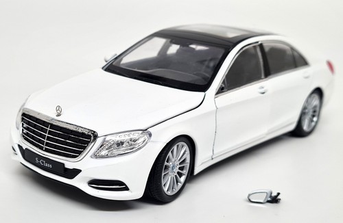 Welly 1/24 Mercedes Benz S Class S500 White Diecast Scale Model Car - Picture 7 of 7