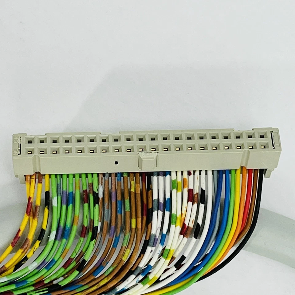 Phoenix Contact FLK 40/EZ-DR/100/SLC IDC/FLK Socket Strip 40-Pin 1 Meter SLC 500 - Image 3 of 3