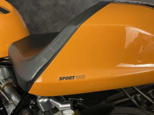 DUCATI SPORT CLASSIC 1000 2006 *rare bike only 5711 miles* - Picture 8 of 13