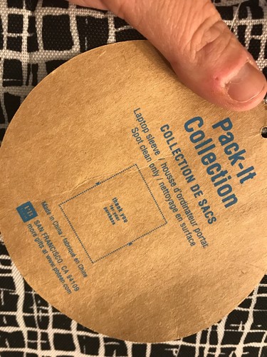 Pottery Barn Teen Graphic Grid Laptop Sleeve New! - Afbeelding 2 van 2