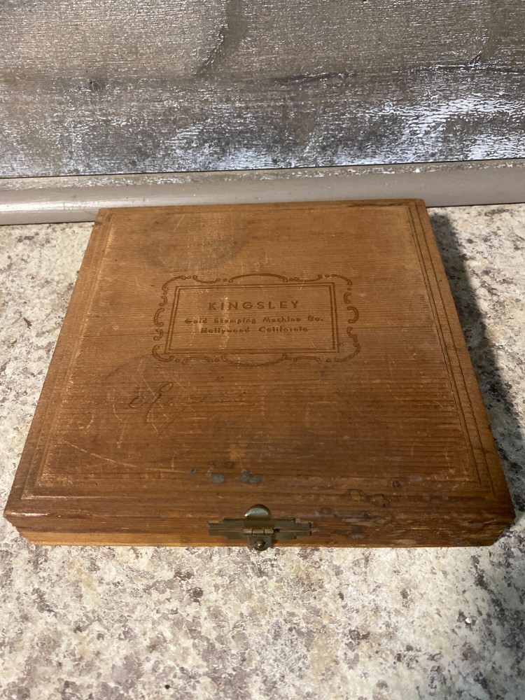 KINGSLEY Hot Foil Stamping Machine Font Set in Original Wooden Case #14