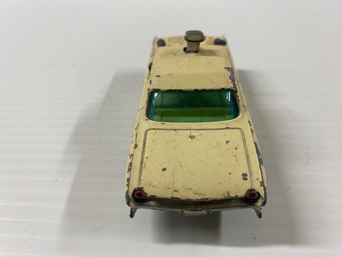 ミニカー CORGI TOYS OLDSMOBILE SUPER 88 U.N.C.L.E il_fullxfull.6083229858_9x7m.jpg ミニカー