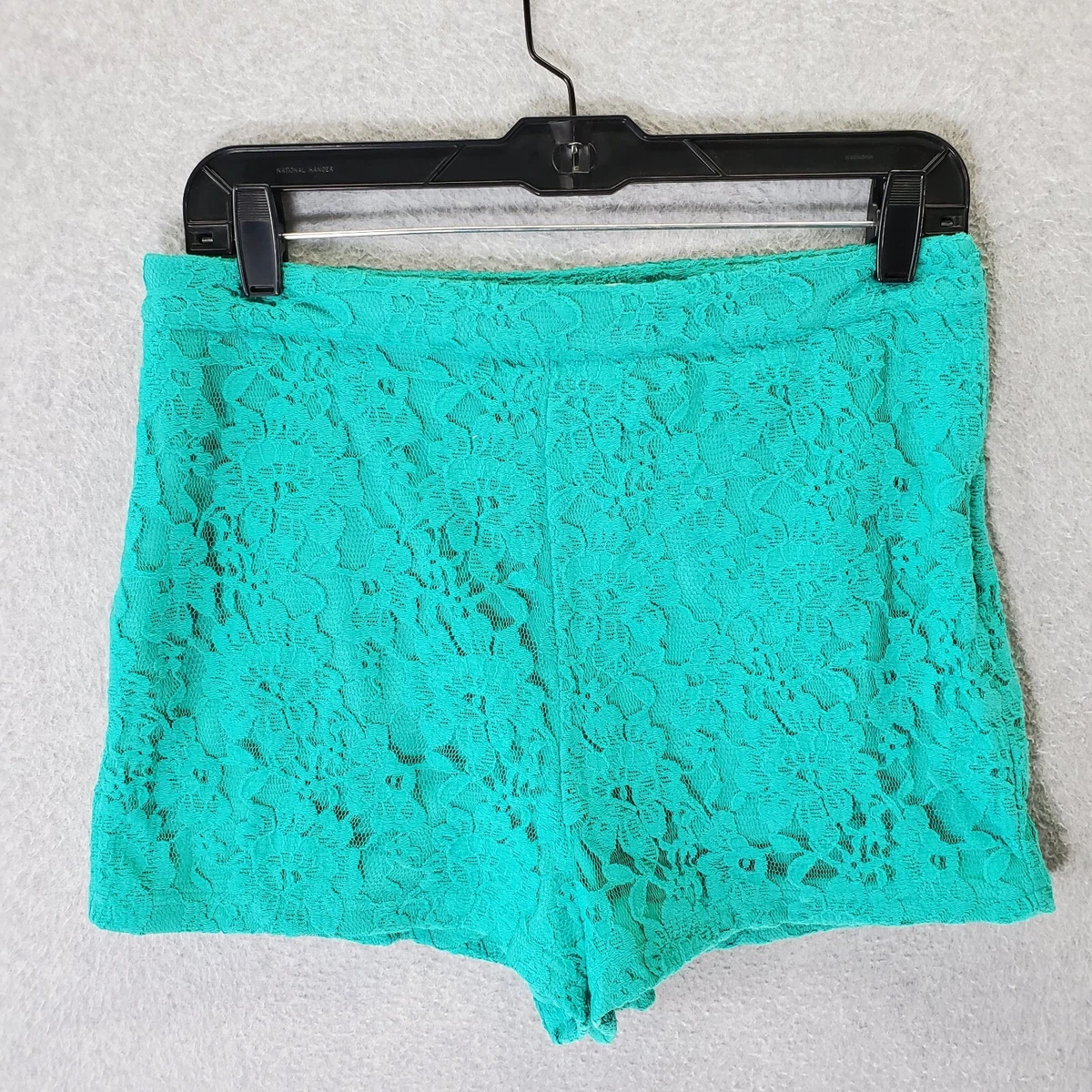 Lace shorts top forever 21
