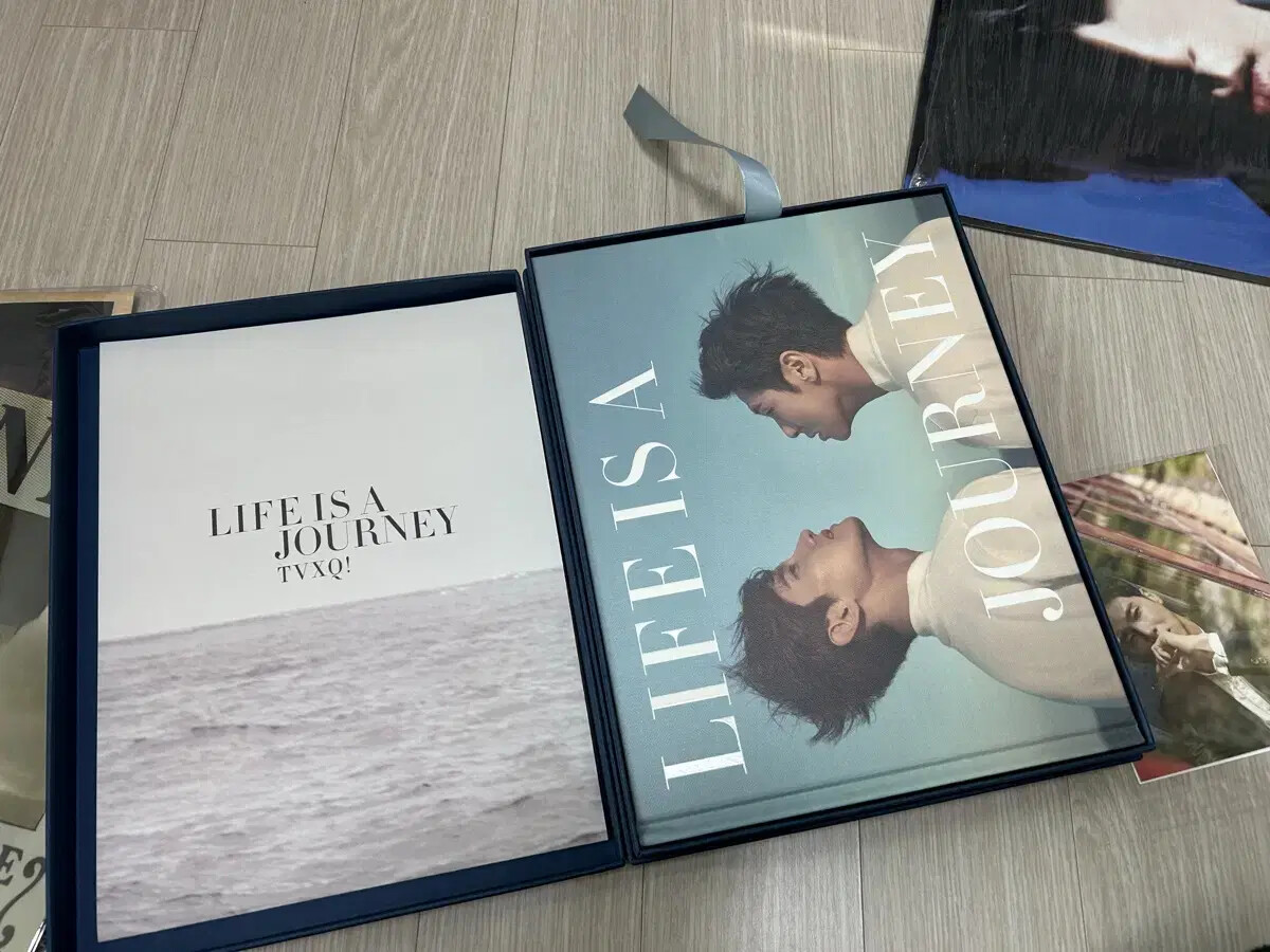 東方神起 TVXQ 写真集 LIFE IS A JOURNEY Amazon.com: TVXQ-LIFE IS JOURNEY(輸入盤): CDs y Vinilo