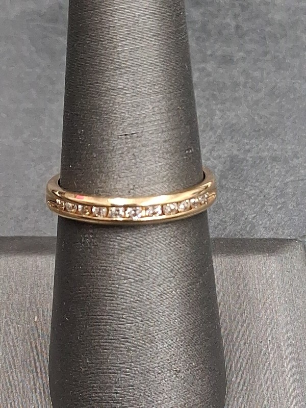14kt Gold Diamond Band