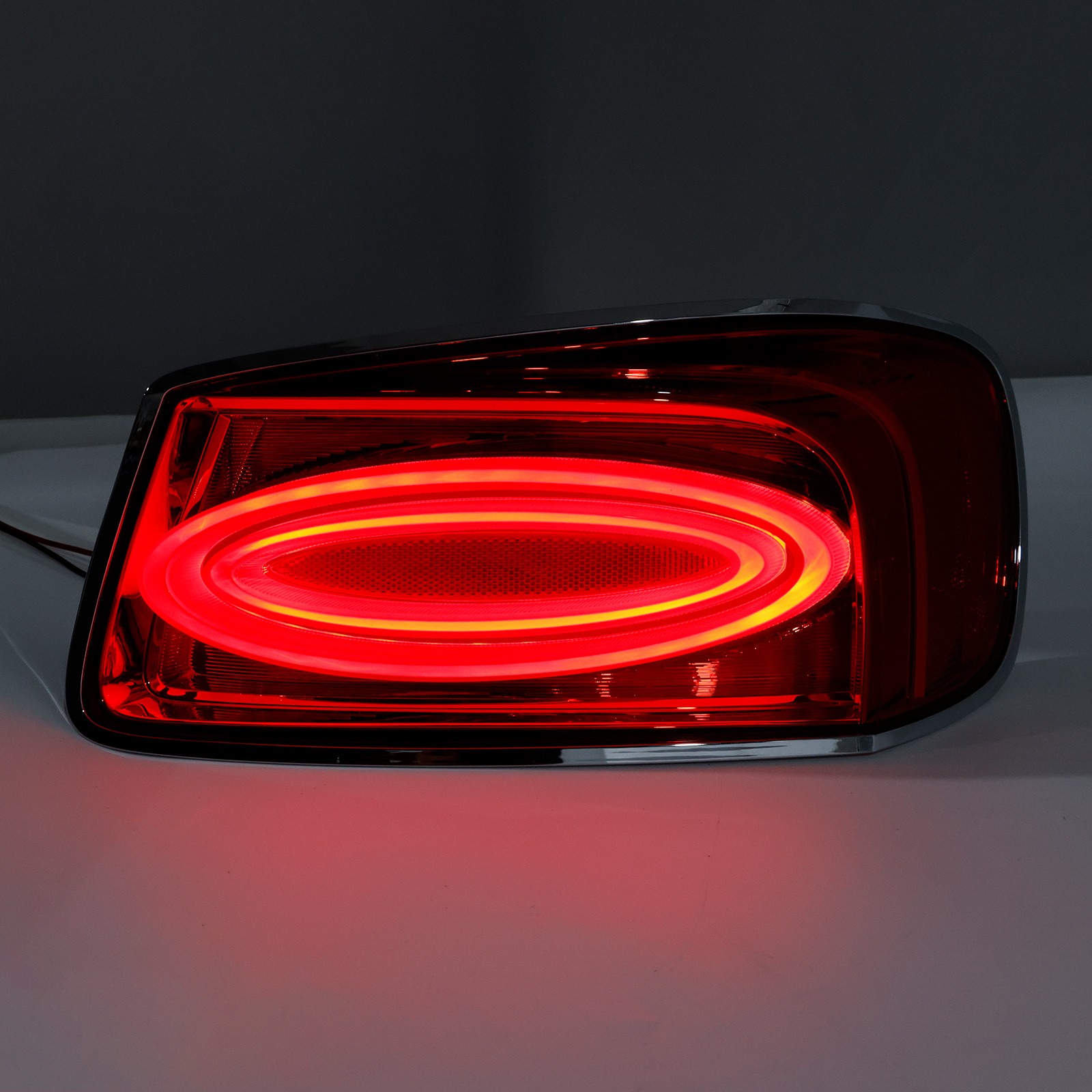 Bentley Flying Spur 2013-2019 Right Tail light P/N 4W0945096