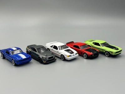 Mustang 60 Years Hot Wheels: Fastback, Boss 302, Mach 1, SVO, RTR 1/64 scale