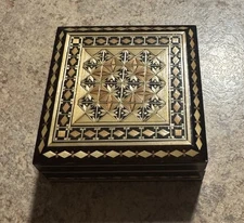 Vintage Russian Marquetry Wooden Trinket Box Geometric Inlay Straw Applique