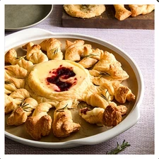 pampered chef:LARGE ROUND STONE-freeship