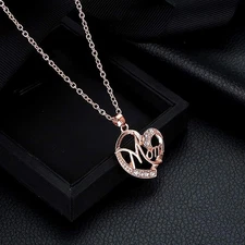Elegant “Mom” Love Pendant Necklace – Sparkling Rhinestone Heart, Alloy Chain –