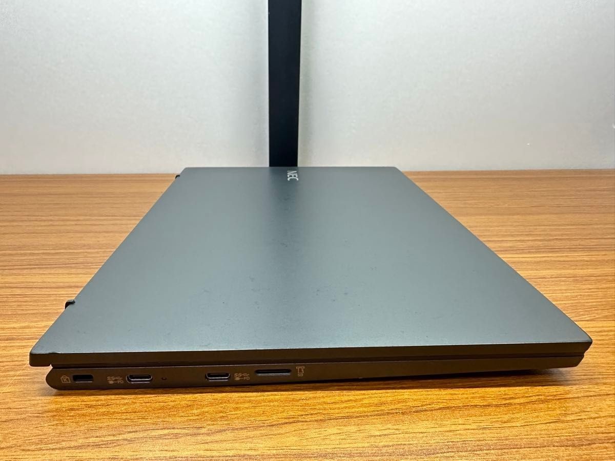 NEC VersaPro 11th Core i7 1195G7 2.90GHz 16GB SSD 256GB 14.0