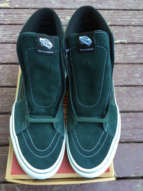 independent skate shoes