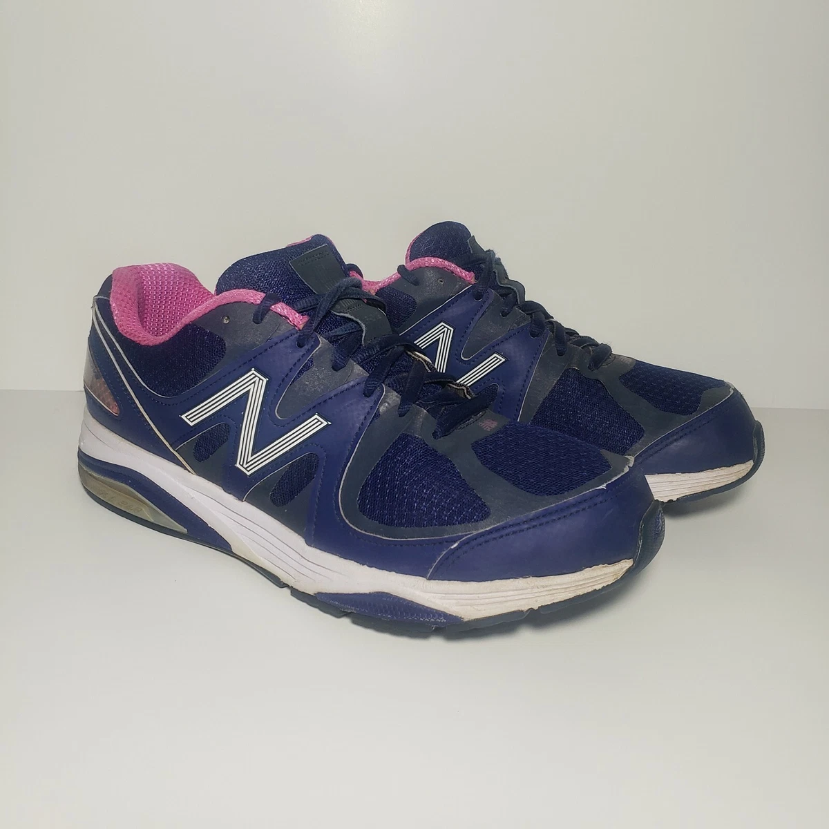 New Balance 1540V2 Athletic Shoes Women s US 9.5 Running Navy Blue Purple Pink