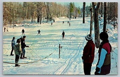 Northfield Mass Ski Tow Inn 1964 Massachusetts Vintage Postcard Unused