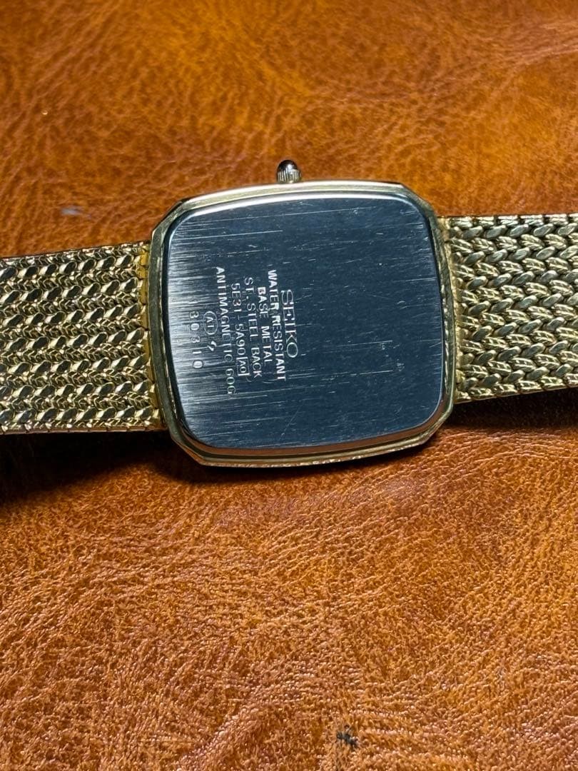 A179 SEIKO DOLCE Rectangular 90's - image 10