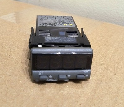 CAL Controls Temperature Controller 3200 Used Untested