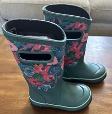 Bogs Rain Boots Girls Green Pink Blue Pansies Floral Pull On Kids Size 10