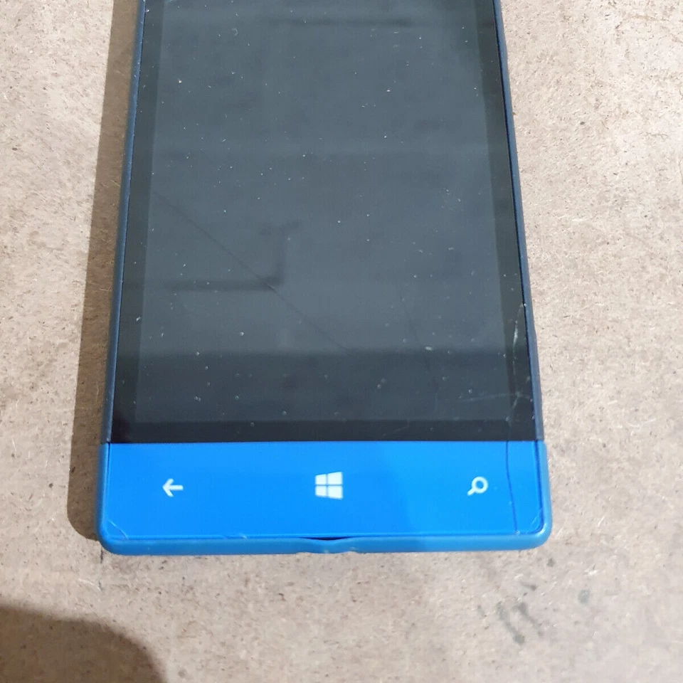HTC Windows Phone 8S 4" Touchscreen USB Bluetooth 5MP 4GB Smartphone - For Parts - Image 3 of 4