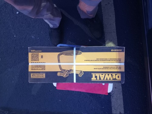 DEWALT D25301D (NEW) Dust Extractor Telescope w/ Hose for SDS Rotary Hammers - Picture 7 of 7