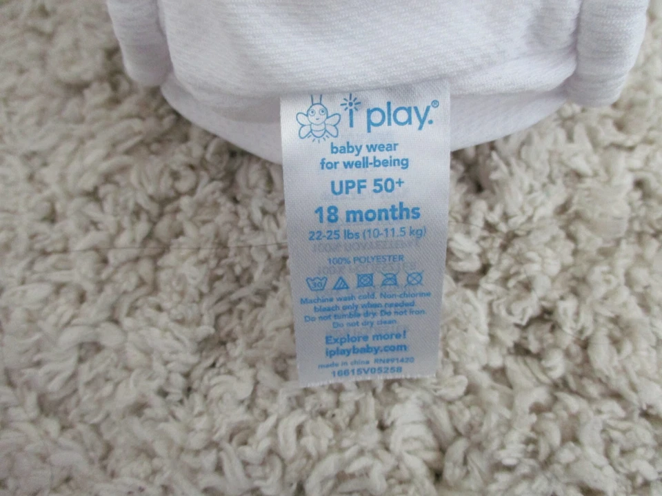 Lote 2 trajes de baño Iplay niños pequeños 12-18 Mos pañal blanco y protector contra erupciones UPF Foto 4 de 4