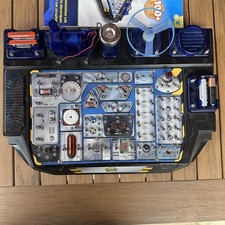 Circuit Science Kit, Includes over 100 Electr...