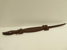 LARGE PAPUA NEW GUINEA TROBRIAND ISLANDS CARVED WOOD LIZARD CROCODILE PAUA SHELL