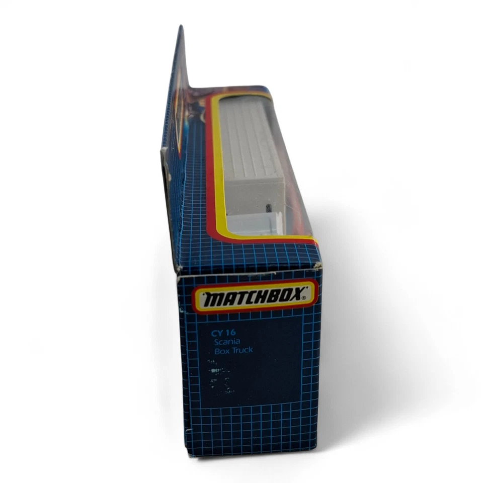 1987 Matchbox Convoy CY-16 SCANIA Box Truck Merchants 1:75 Die-cast model Boxed - Image 3 of 4