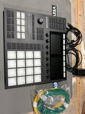 Native Instruments Maschine MK3 USB Audio+MIDI Interface System