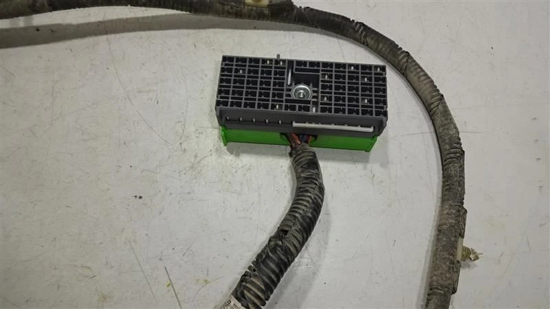 Chicote de fios para lâmpada frontal sem luzes de neblina compatível com 2007 Saturn Ion 646658 - Imagem 4 de 4