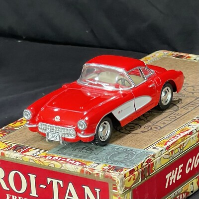 1957 CHEVROLET CORVETTE   KINGSMART   1/34 SCALE   DIE-CAST   FRICTION MOTOR