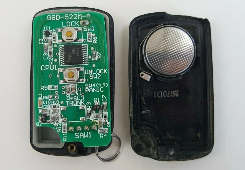 NEW OEM 1997-2004 MITSUBISHI MONTERO SPORT KEYLESS REMOTE CAR FOB E4EG8D-522M-A - Image 4 of 4