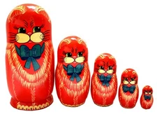 Vintage Painted Nesting Wood Doll Matrioshka Made in Russia 5 Piece Red Cat #230
