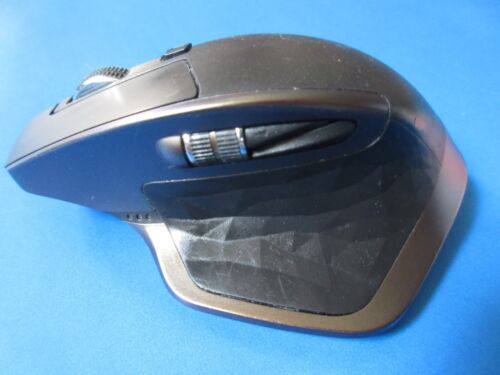 Logitech MX Master M R0052 Wireless Mouse including Micro Cable - 第 1/5 張圖片