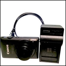 Canon PowerShot  IXUS 220 HS /ELPH 300 HS /  12.1MP Digital Camera - Black Card