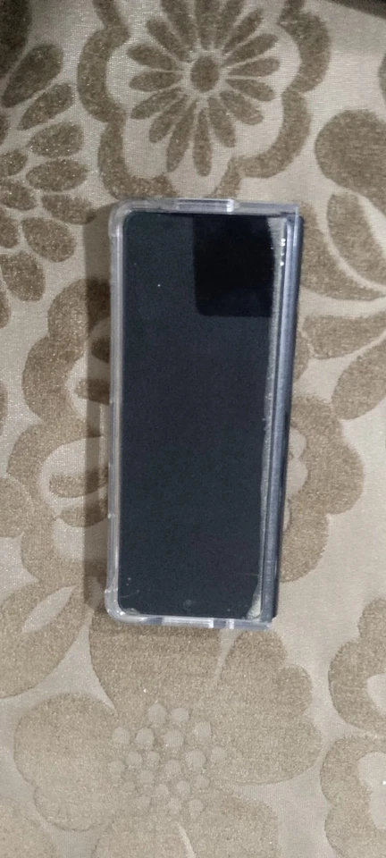 Samsung Galaxy Z Fold3 5G · 512GB, photo 1 sur 4