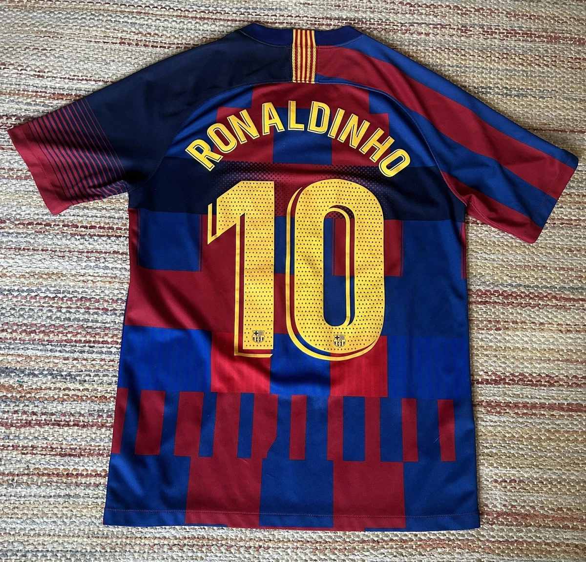 Nike Ronaldinho FC Barcelona International Club Soccer Fan Apparel