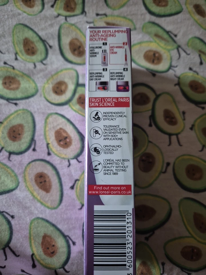 Loreal Paris Revitalift Filler REPLUMPING Eye ANTI-AGEING CARE 15 ml - Image 2 of 3