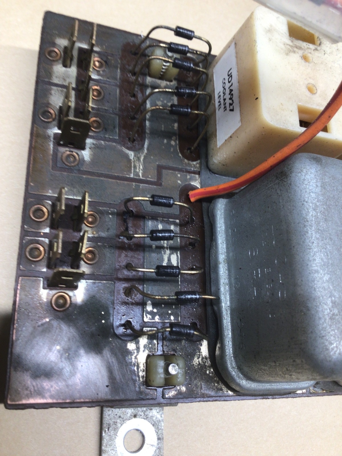 1966 -80 Rolls Royce Silver Shadow Wraith II Fuse Relay Curcuit Board UD 20522