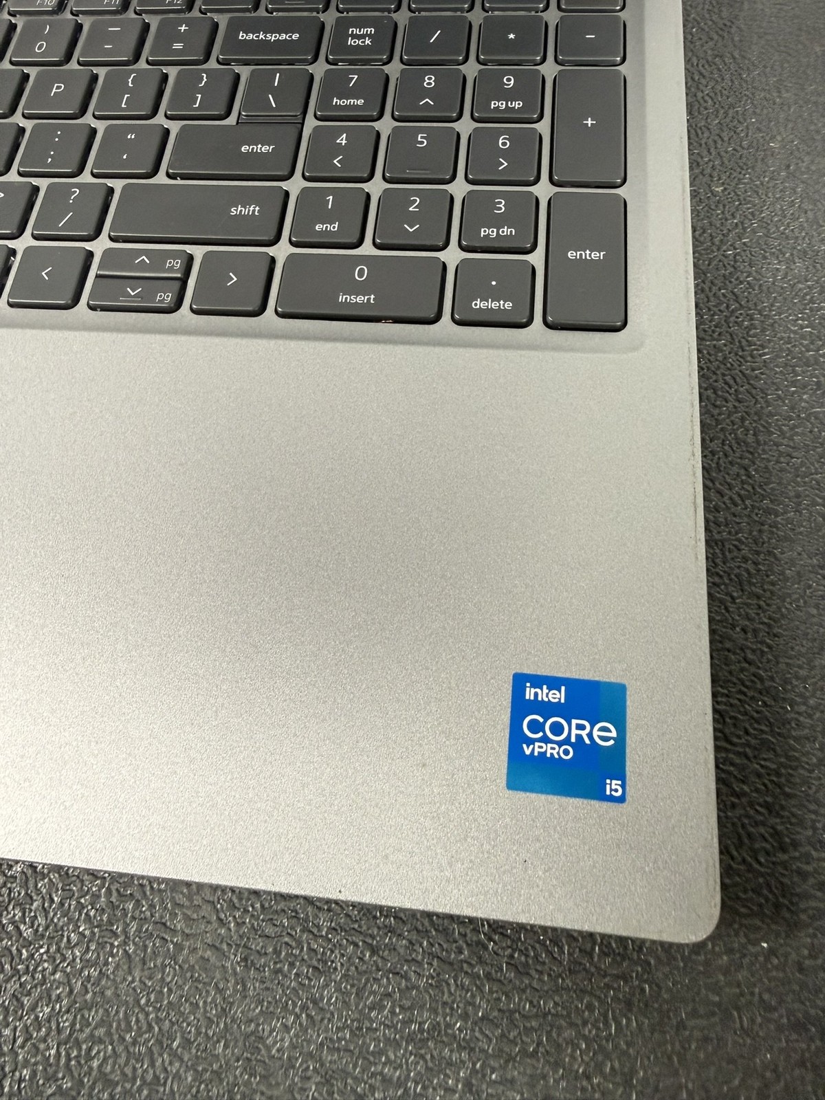 Dell Latitude 5520, 15.6-Inch Laptop, with Core i5 1145G7 @ 2.60GHz, Windows 11 Pro