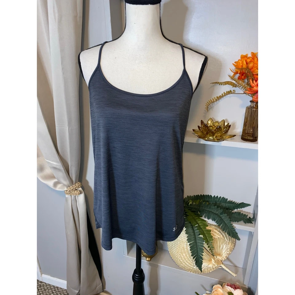 Under Armour Logo size Large Heat Gear Grey Athletic Gym Top GUC  - Image 2 of 4