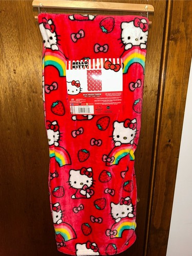 Hello Kitty Strawberry Rainbow Throw Blanket 50x70 Plush Soft Red Pink Bows NEW!