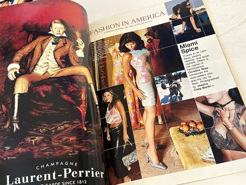 Harper’s BAZAAR Magazine BRITNEY SPEARS Cover August 2001 NEW Condition - Foto 5 di 5