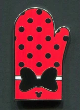 Disney Pins Minnie Mouse Hidden Mickey Kitchen Oven Mitt COMPLETER Pin