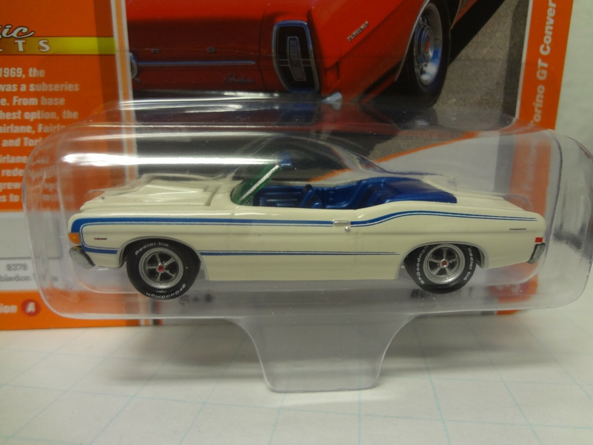 Johnny Lightning 1968 Ford Fairlane Torino GT Conv JLCG021 A&B Set