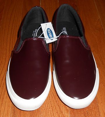 WOMEN'S OLD NAVY FAUX PATENT LEATHER BURGUNDY SLIP